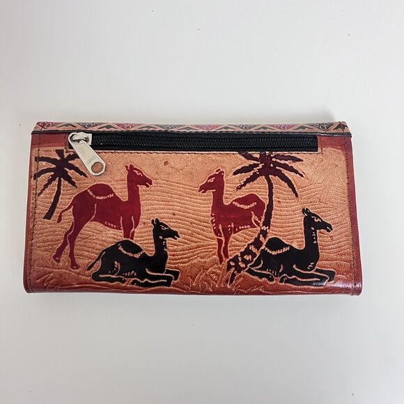 Shantiniketan Wallet Womens Leather Embossed Boho Desert Camel Safari Indian - Picture 12 of 12